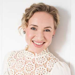 Speaker Kate Northrup image