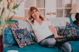 Avatar Conscious Lesbian Dating & Love image